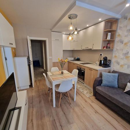 Brand New Luxury Flat In The City Center Varna Eksteriør bilde